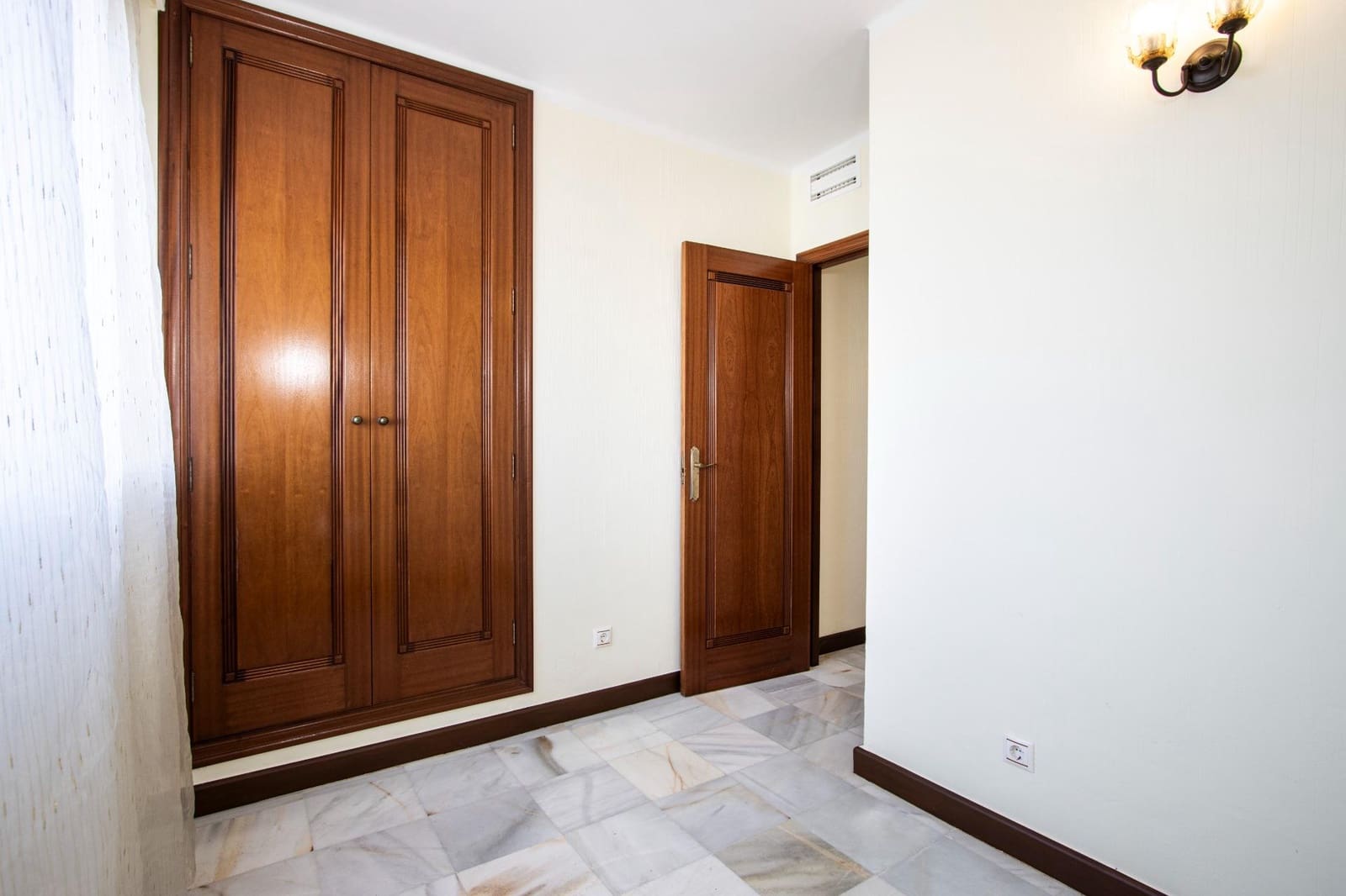 3 sovrum Lägenhet till salu i Torrevieja med pool - 359 900 € (Ref: 9877359)