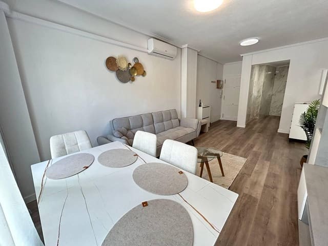 Appartement te koop in Antonio Machado, Torrevieja - € 129.900 (Ref: 9877360)