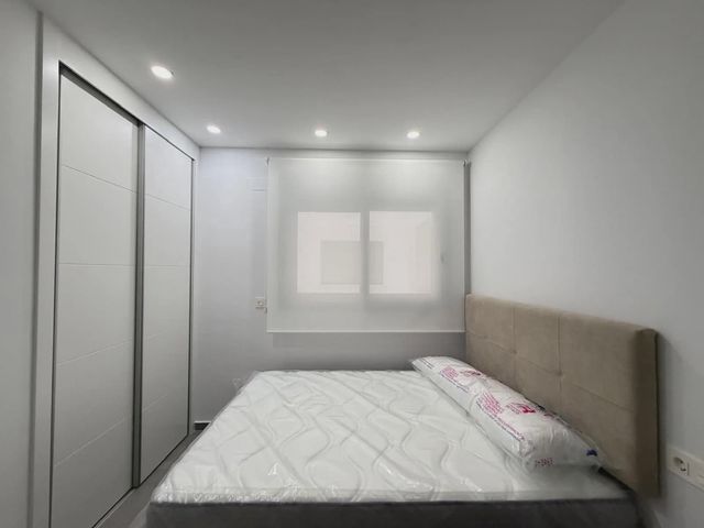 3 sypialnia Apartament na sprzedaż w Avenida Habaneras - Curva de Palangre, Torrevieja z basenem garażem - 349 000 € (Ref: 9877362)