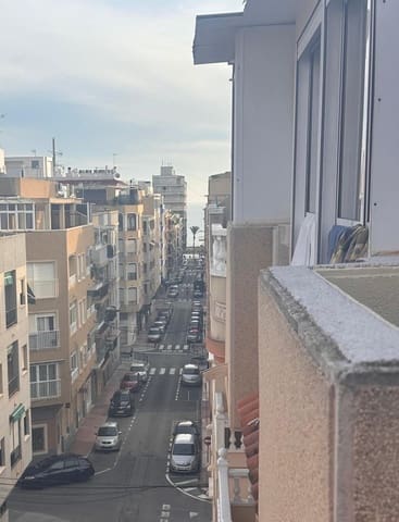 1 soverom Penthouse til salgs i Las Piscinas Naturales, Torrevieja - € 149 900 (Ref: 9877365)