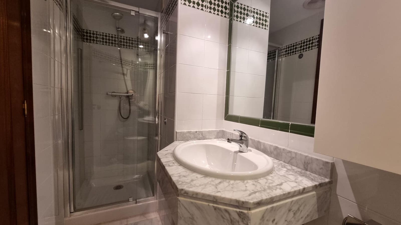 2 soveværelse Lejlighed til salg i Torrevieja med swimmingpool - € 265.000 (Ref: 9877370)
