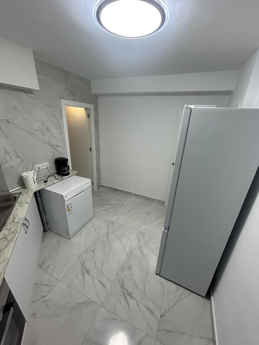 3 soverom Leilighet til salgs i Torrevieja - € 253 000 (Ref: 9877371)