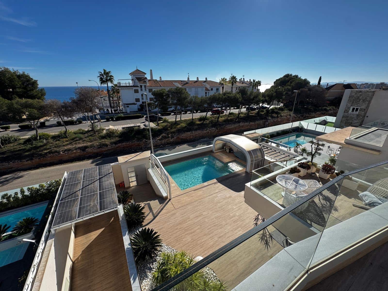 4 bedroom Villa for sale in Orihuela Costa with pool - € 1,890,000 (Ref: 9877374)