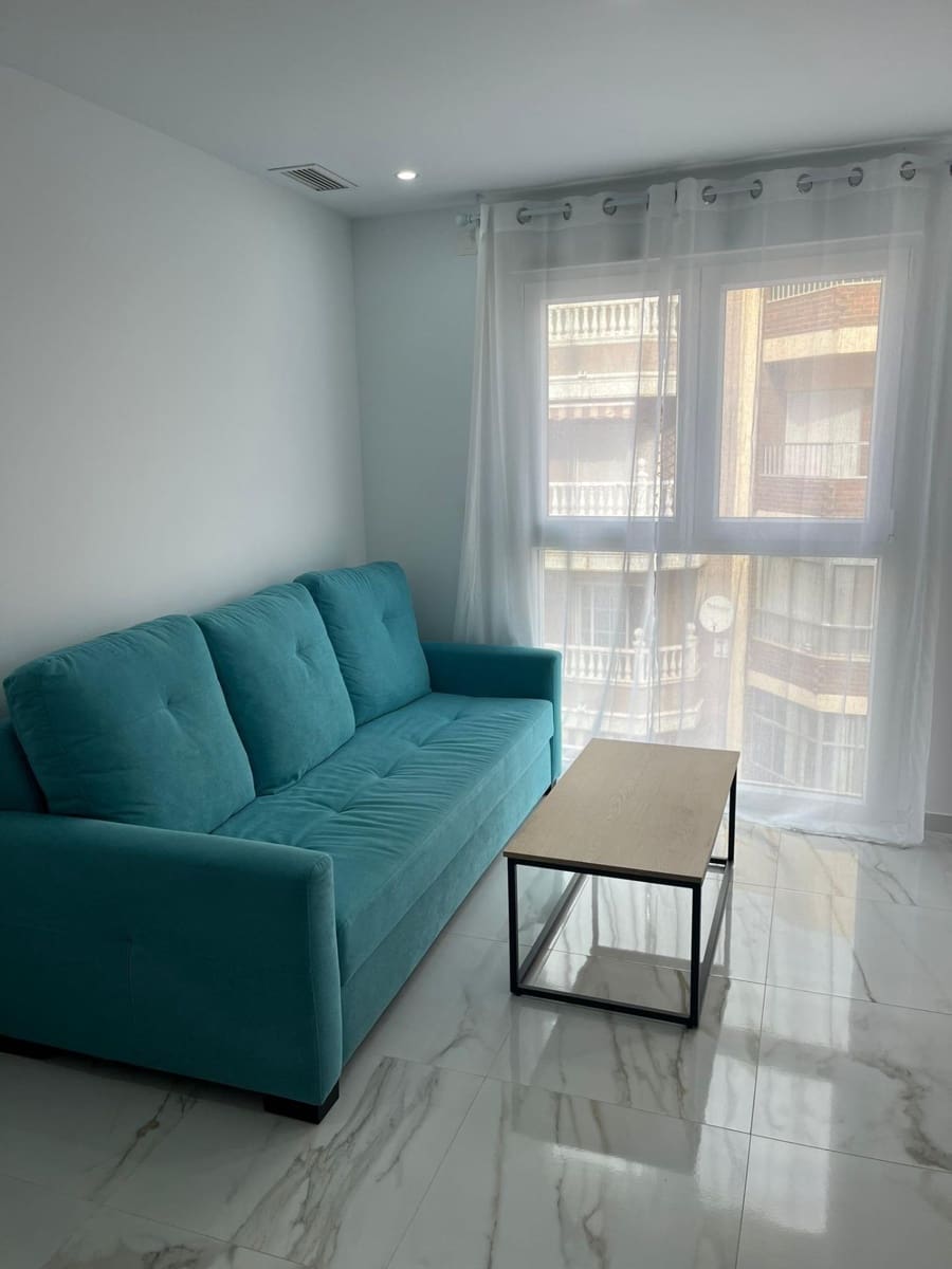 1 soveværelse Lejlighed til salg i Torrevieja - € 185.900 (Ref: 9877378)