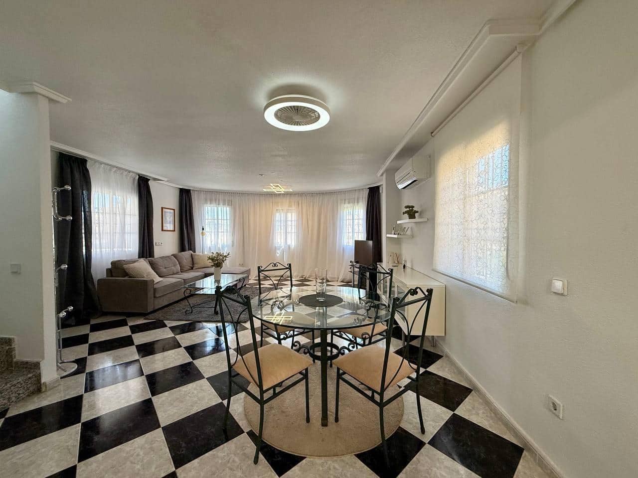 4 camera da letto Villa in vendita in Orihuela Costa con piscina - 359.000 € (Rif: 9877379)