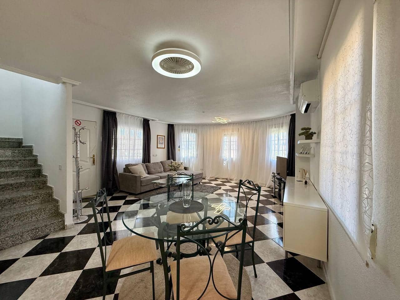 4 camera da letto Villa in vendita in Orihuela Costa con piscina - 359.000 € (Rif: 9877379)