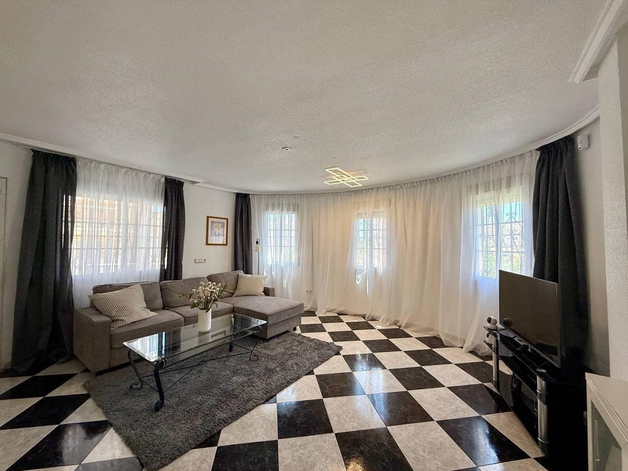 4 camera da letto Villa in vendita in Orihuela Costa con piscina - 359.000 € (Rif: 9877379)