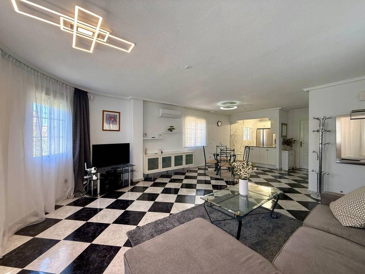 4 camera da letto Villa in vendita in Orihuela Costa con piscina - 359.000 € (Rif: 9877379)