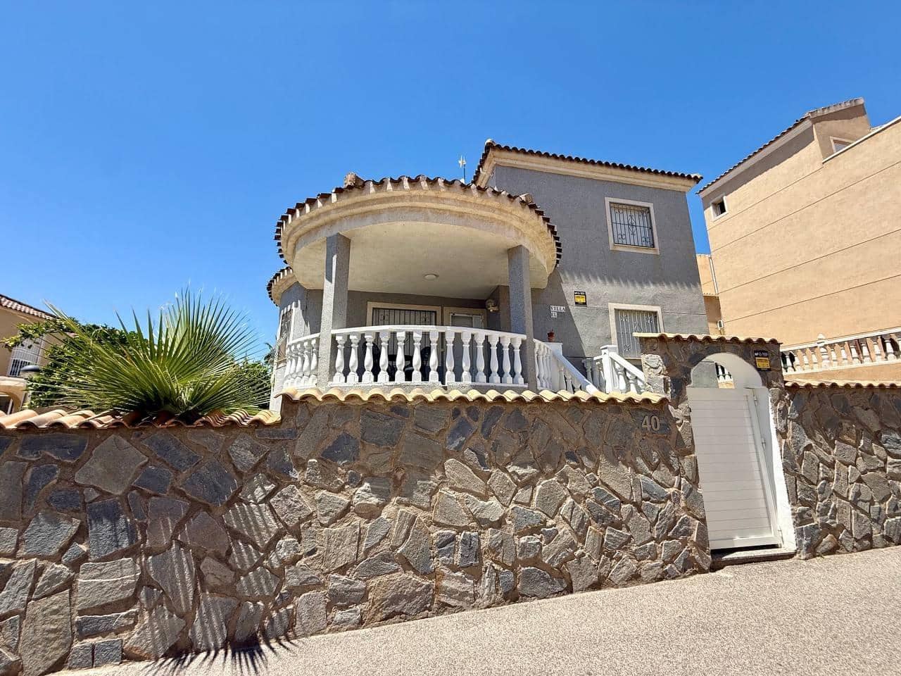 4 camera da letto Villa in vendita in Orihuela Costa con piscina - 359.000 € (Rif: 9877379)