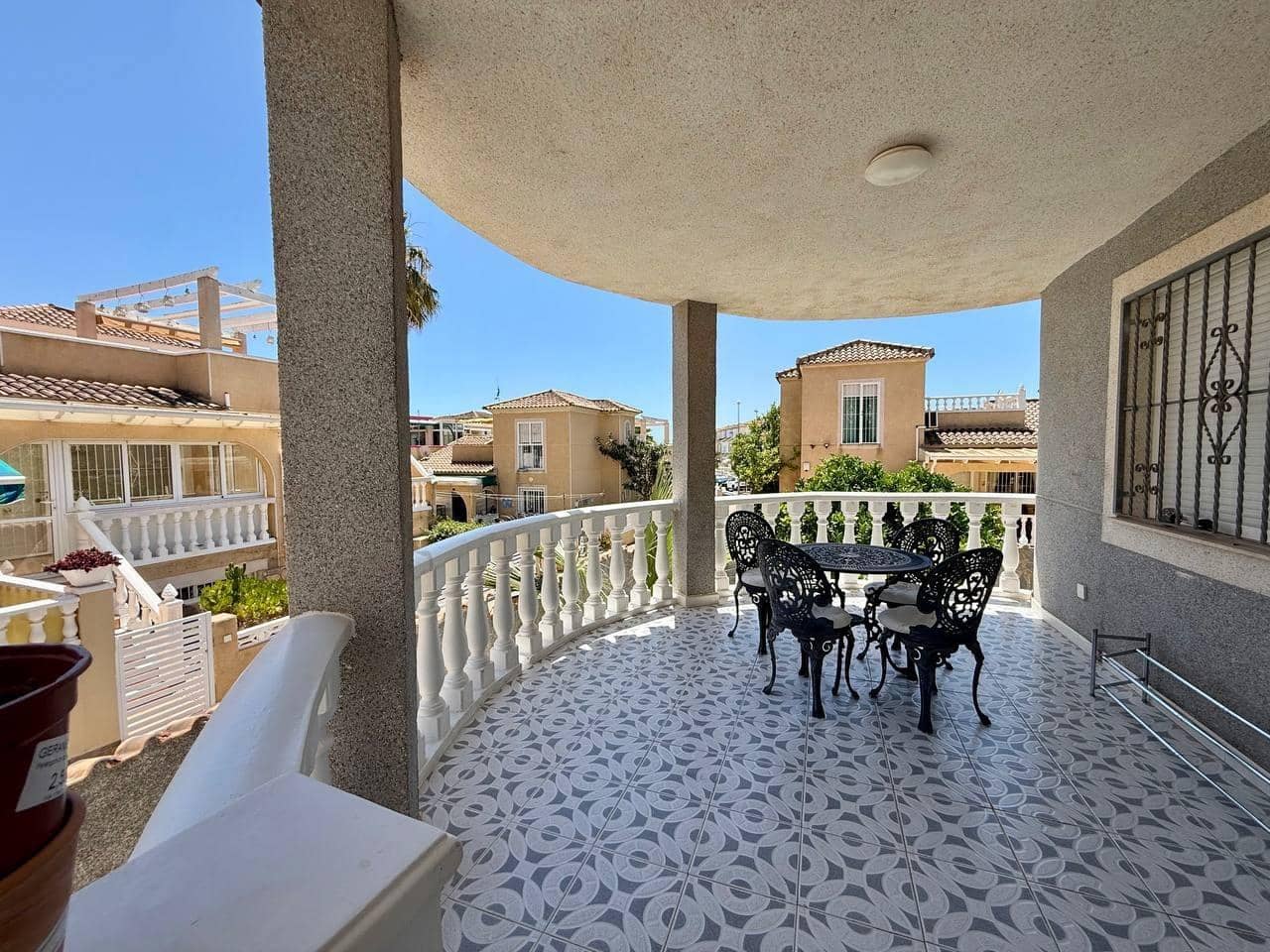 4 camera da letto Villa in vendita in Orihuela Costa con piscina - 359.000 € (Rif: 9877379)