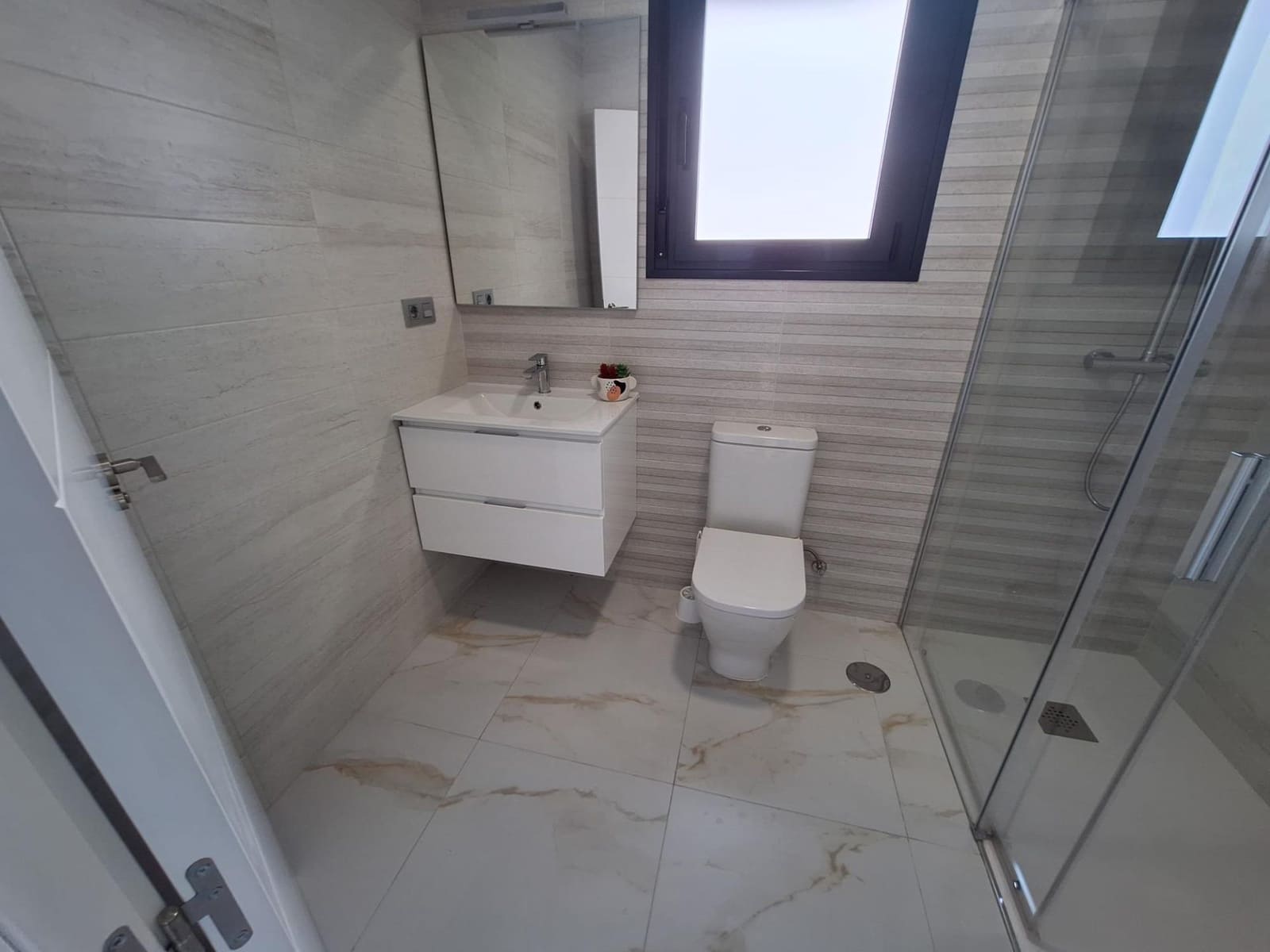 3 slaapkamer Villa te koop in Pilar de la Horadada met zwembad - € 431.500 (Ref: 9877382)