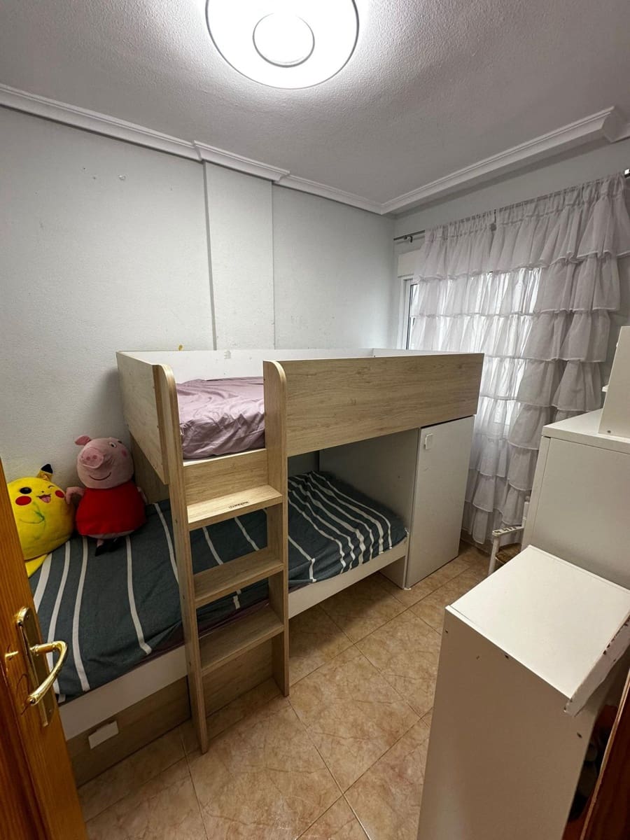2 sypialnia Apartament na sprzedaż w Torrevieja - 148 900 € (Ref: 9877383)