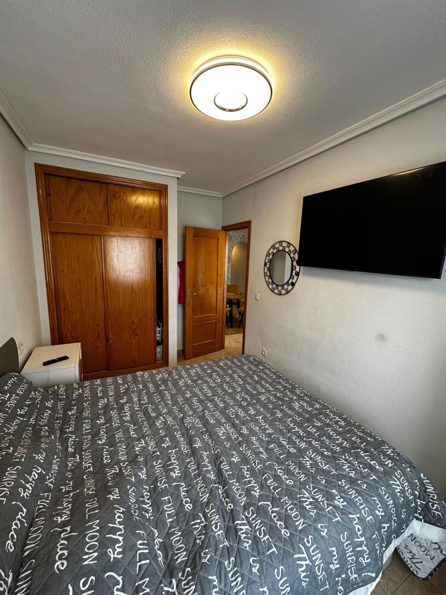 2 sypialnia Apartament na sprzedaż w Torrevieja - 148 900 € (Ref: 9877383)