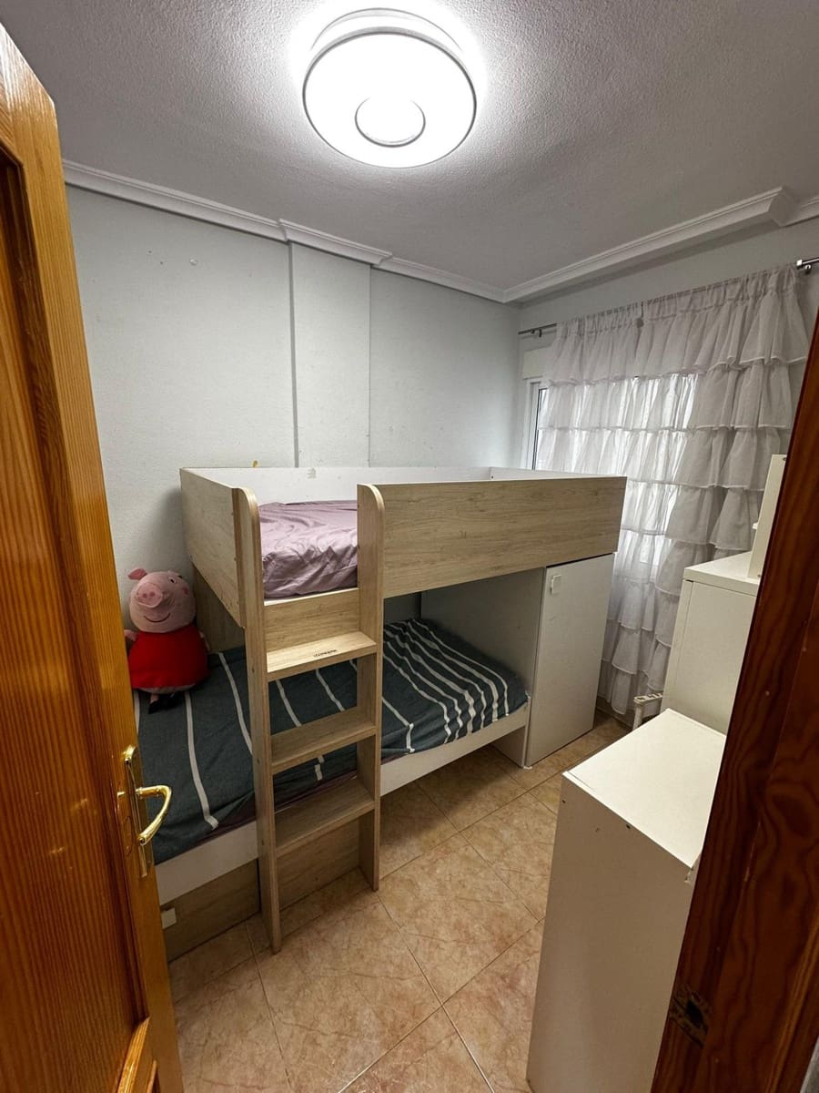 2 sypialnia Apartament na sprzedaż w Torrevieja - 148 900 € (Ref: 9877383)