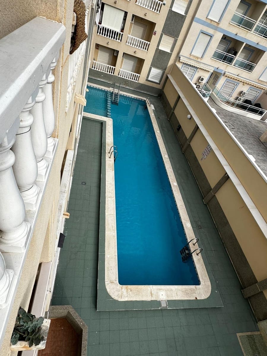 2 sypialnia Apartament na sprzedaż w Torrevieja - 148 900 € (Ref: 9877383)