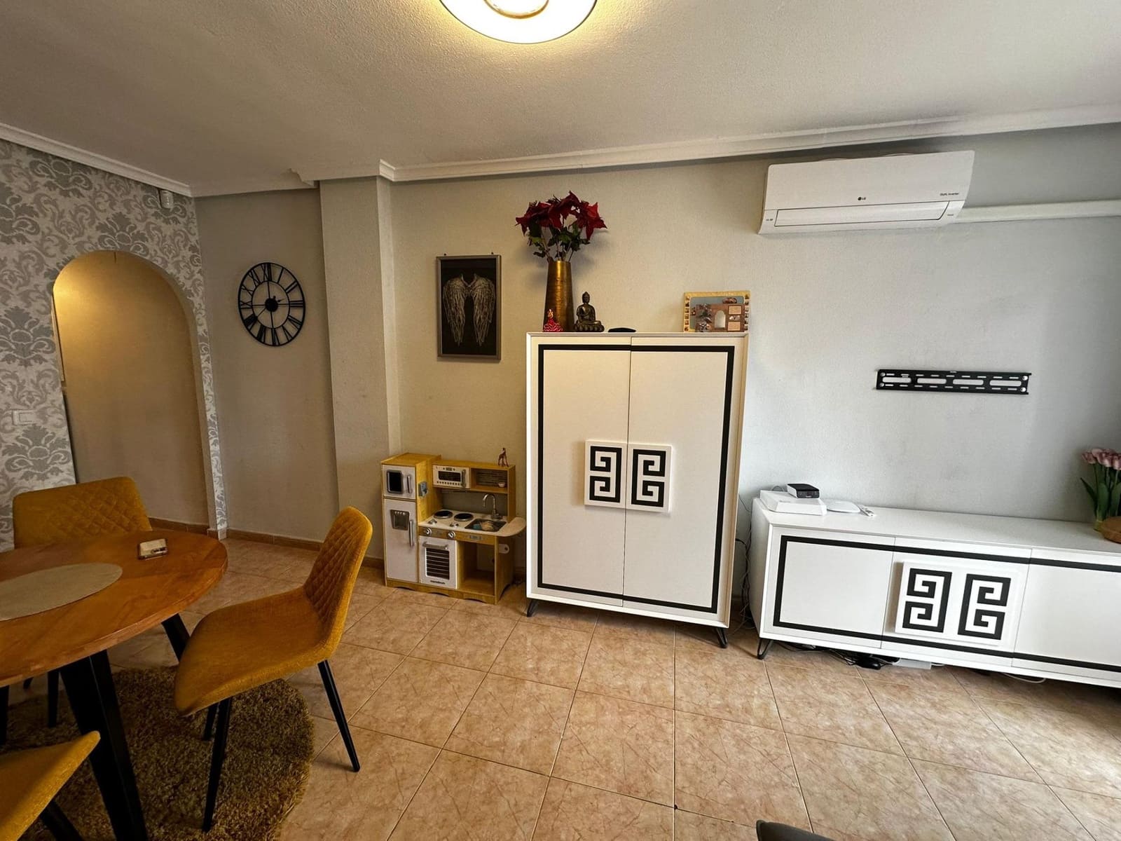 2 sypialnia Apartament na sprzedaż w Torrevieja - 148 900 € (Ref: 9877383)