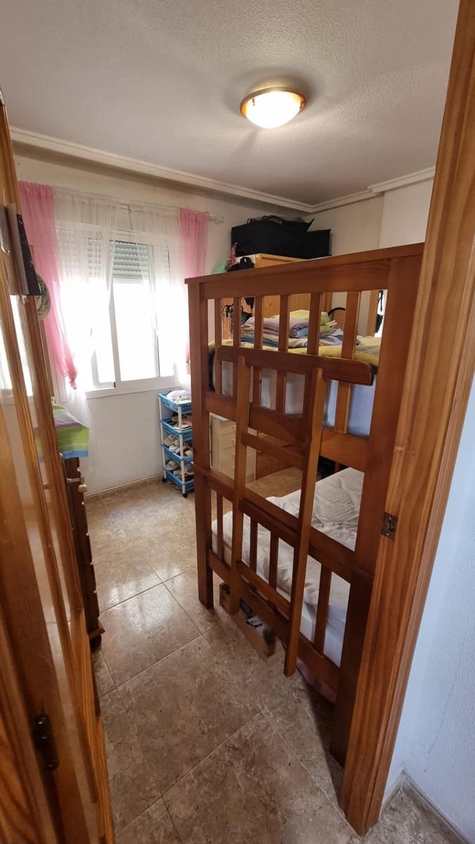2 soveværelse Lejlighed til salg i Torrevieja - € 155.900 (Ref: 9877384)