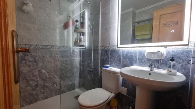 2 soveværelse Lejlighed til salg i Avenida Habaneras - Curva de Palangre, Torrevieja - € 155.900 (Ref: 9877384)