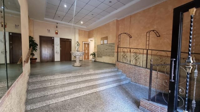 2 soveværelse Lejlighed til salg i Avenida Habaneras - Curva de Palangre, Torrevieja - € 155.900 (Ref: 9877384)