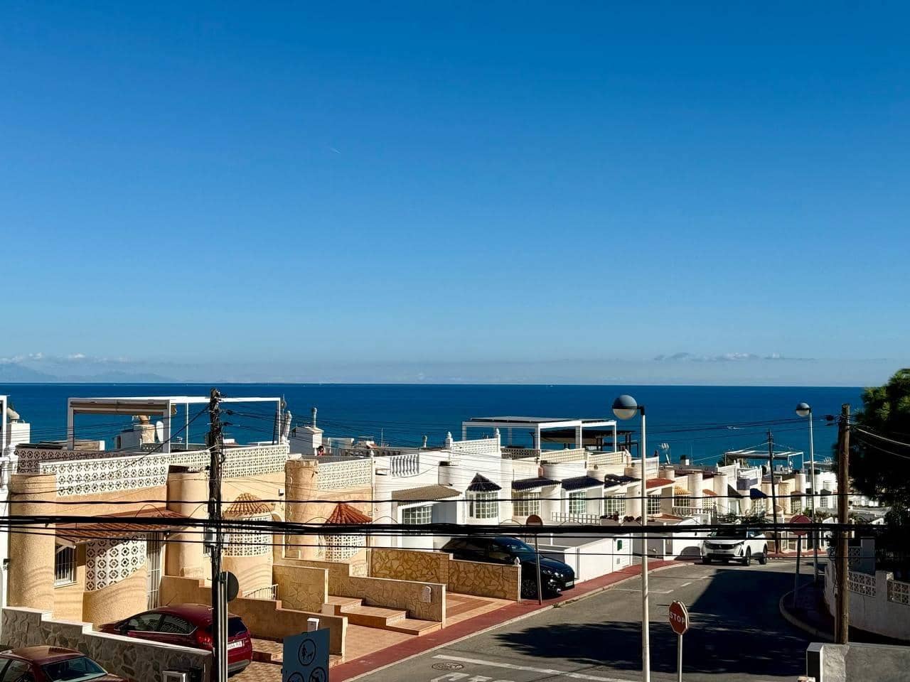 Studio à vendre à Torrevieja - 115 900 € (Ref: 9877386)