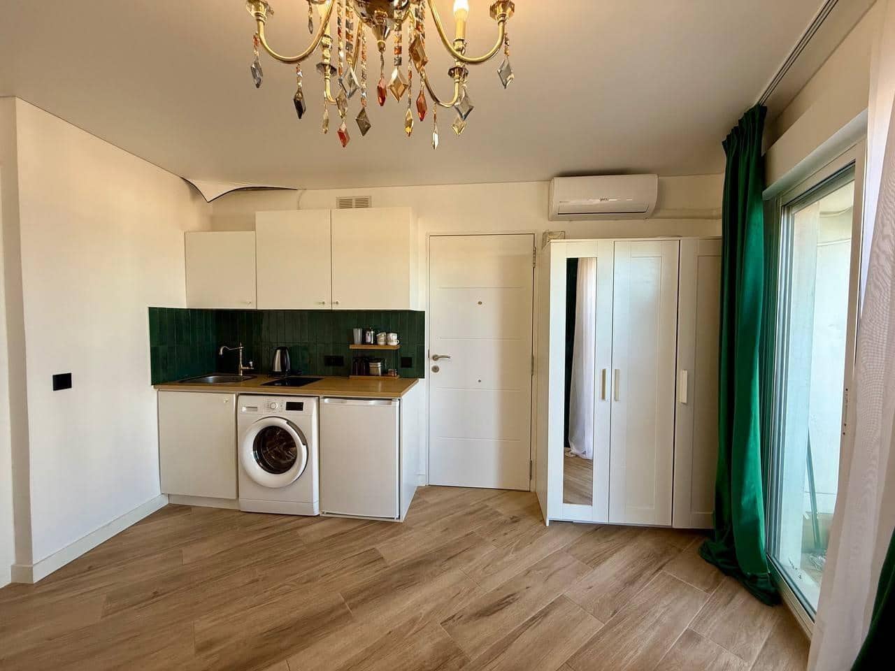 Studio à vendre à Torrevieja - 115 900 € (Ref: 9877386)