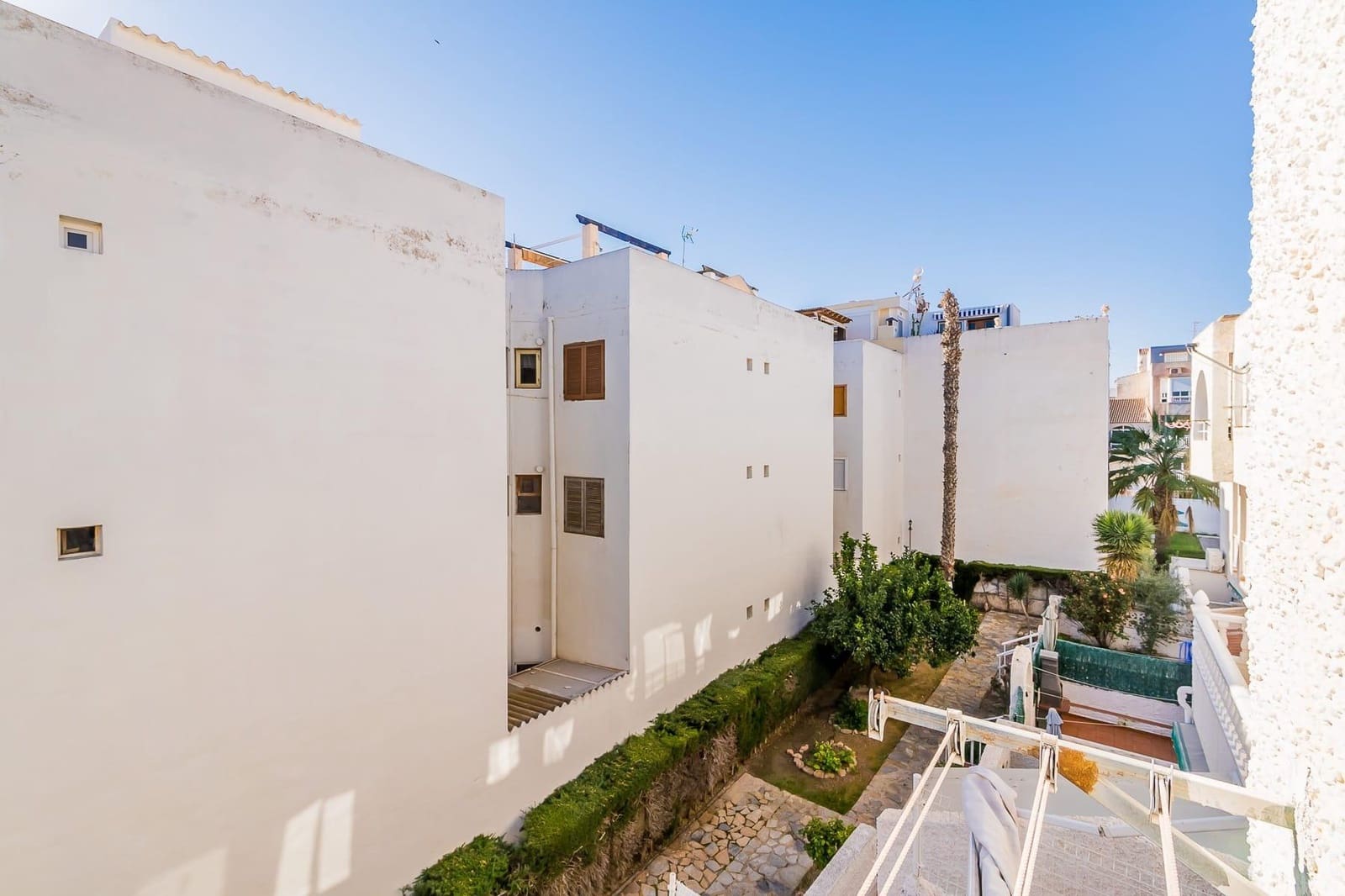 Apartamento en Torrevieja en venta con piscina - 129.900 € (Ref: 9877387)