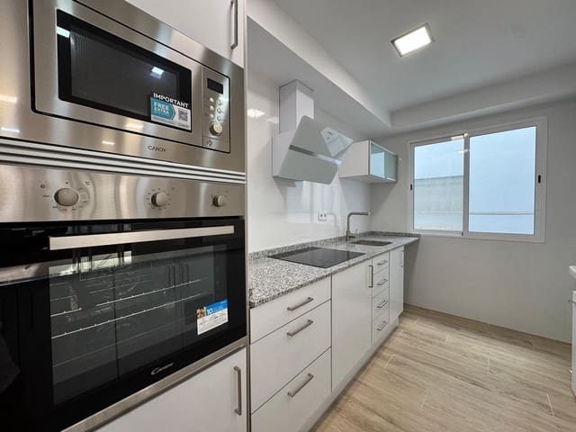 3 soverom Leilighet til salgs i Gaspar Perelló, Torrevieja med garasje - € 245 000 (Ref: 9877390)