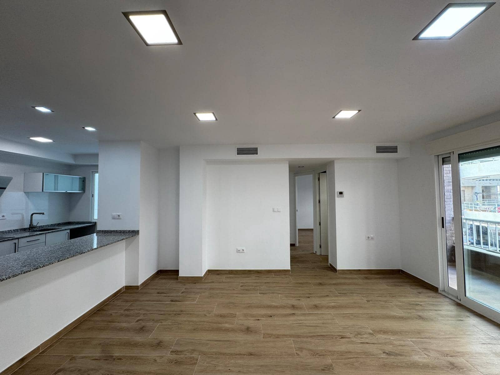 3 soverom Leilighet til salgs i Torrevieja med garasje - € 245 000 (Ref: 9877390)