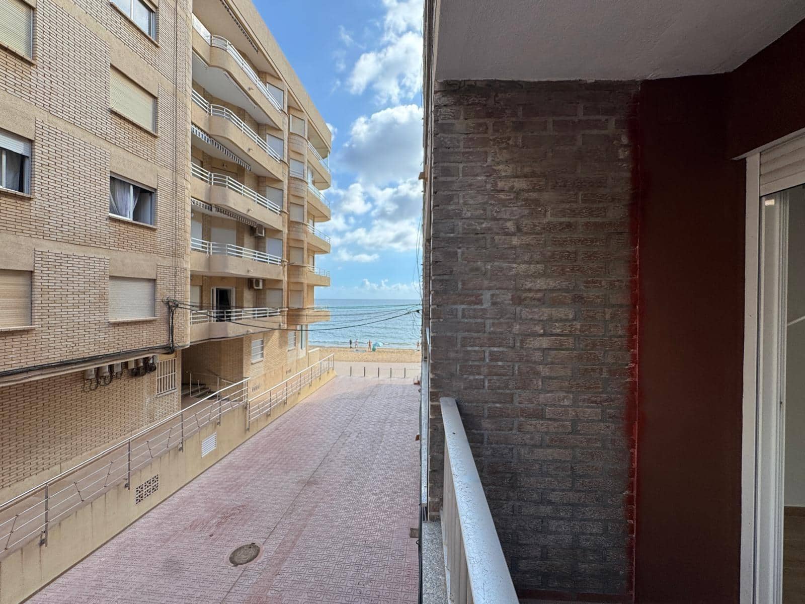 3 soverom Leilighet til salgs i Torrevieja med garasje - € 245 000 (Ref: 9877390)