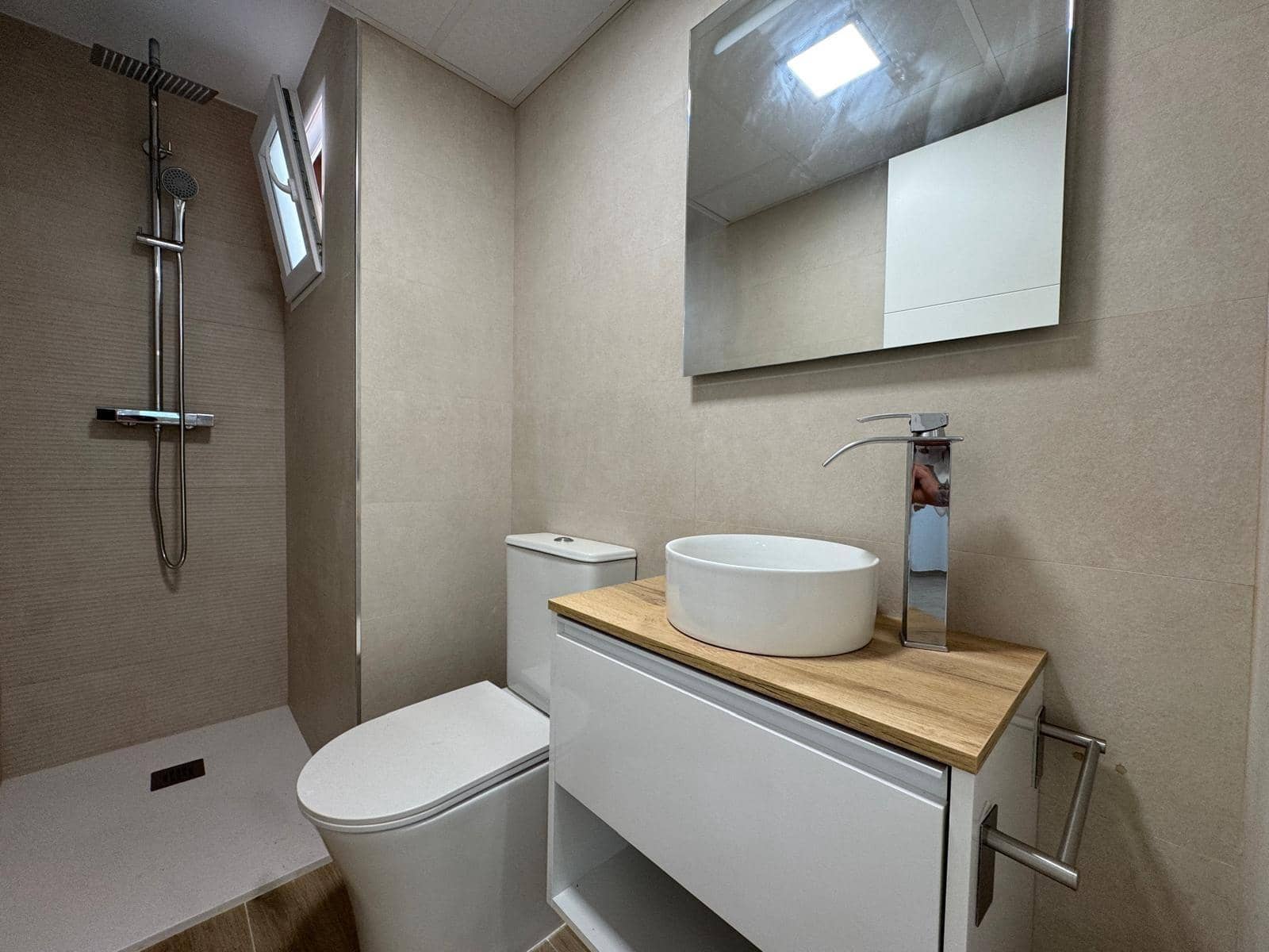 3 soverom Leilighet til salgs i Torrevieja med garasje - € 245 000 (Ref: 9877390)