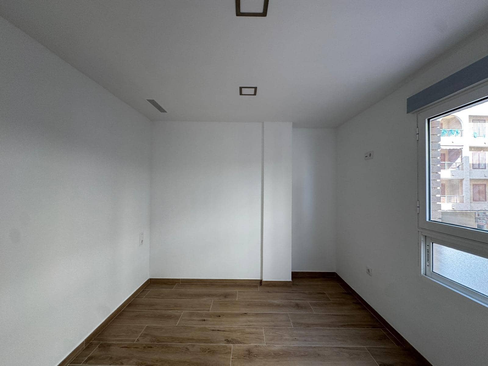 3 soverom Leilighet til salgs i Torrevieja med garasje - € 245 000 (Ref: 9877390)
