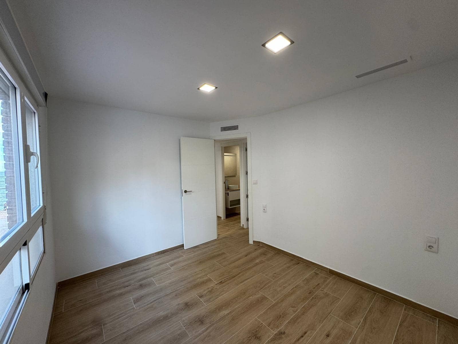 3 soverom Leilighet til salgs i Torrevieja med garasje - € 245 000 (Ref: 9877390)
