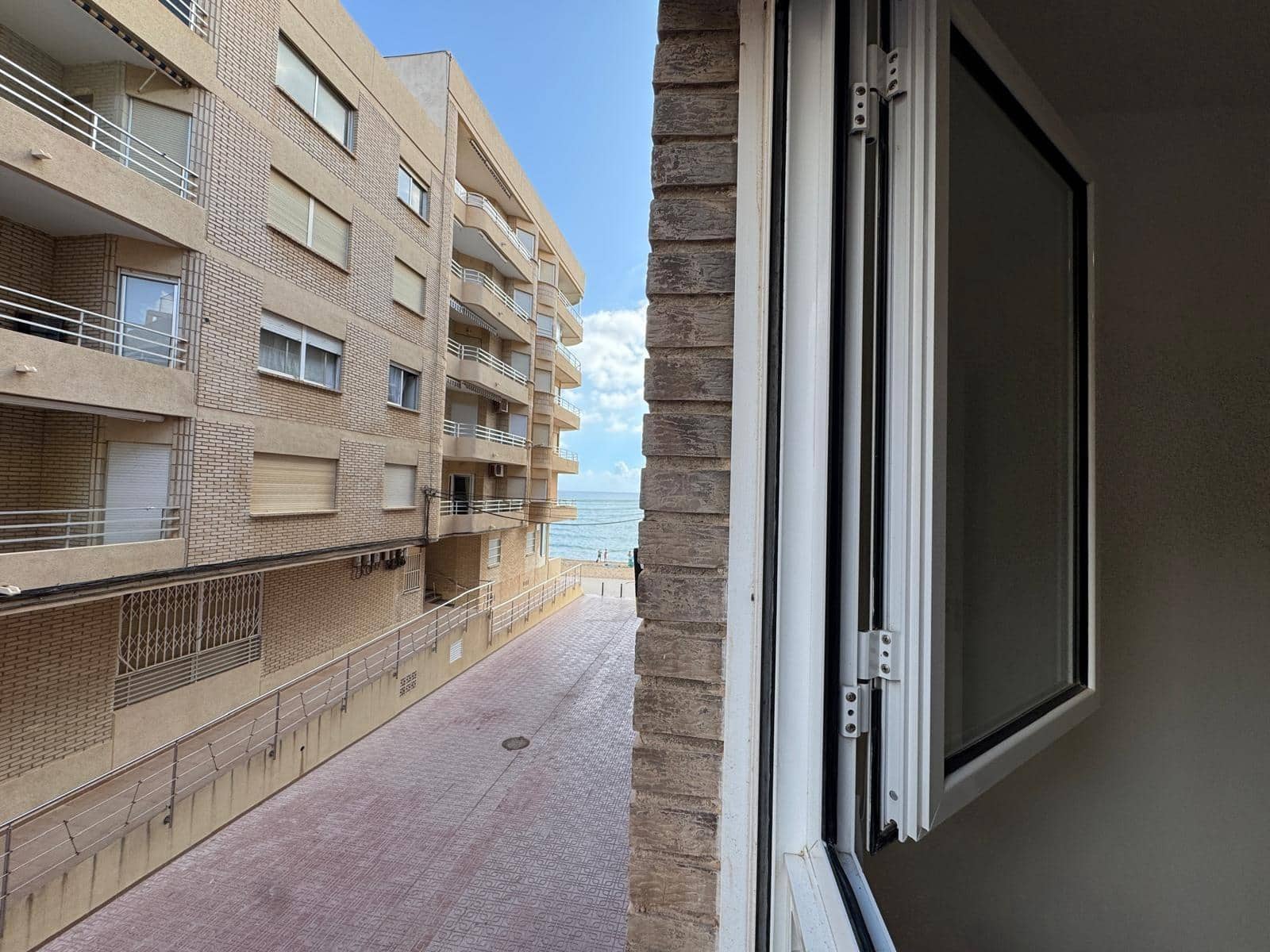 3 soverom Leilighet til salgs i Torrevieja med garasje - € 245 000 (Ref: 9877390)