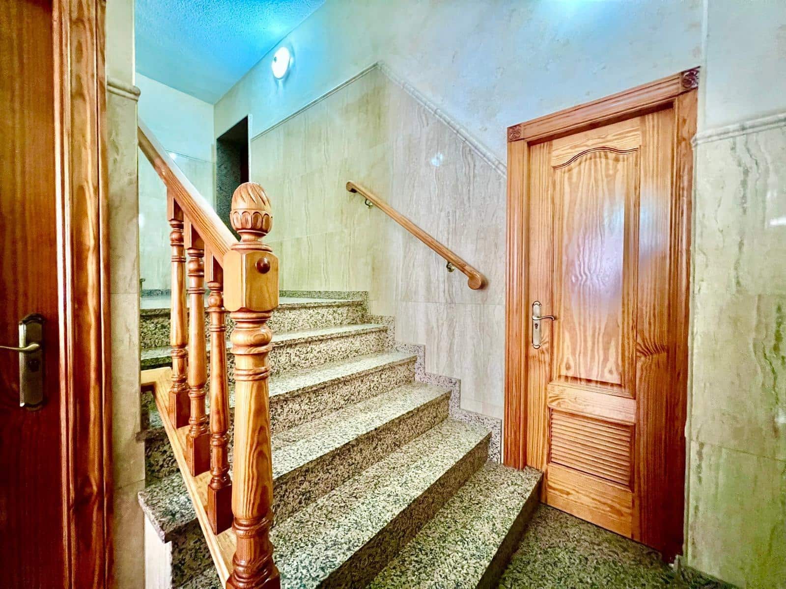 3 chambre Penthouse à vendre à Torrevieja - 255 000 € (Ref: 9877396)