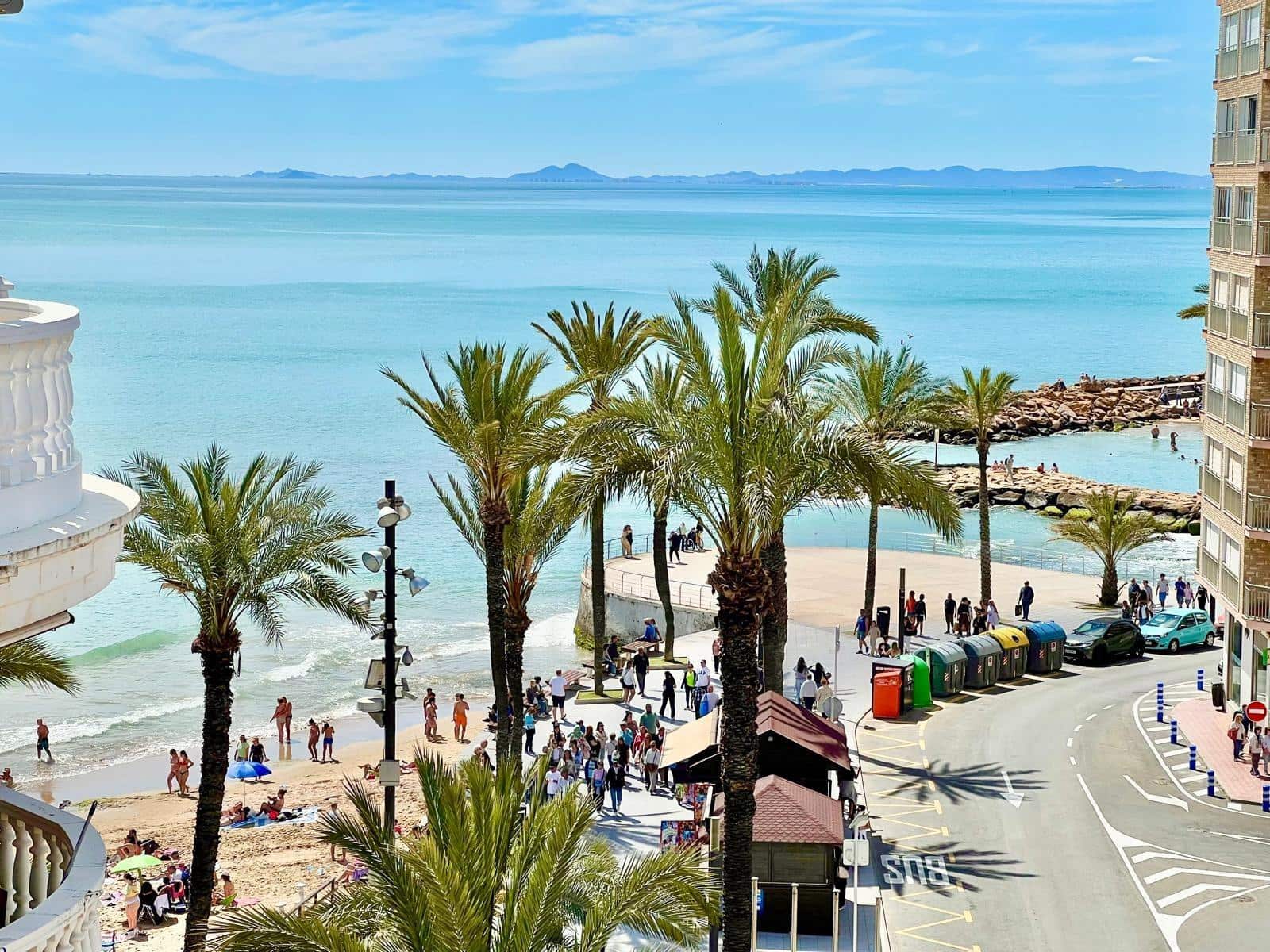 3 chambre Penthouse à vendre à Torrevieja - 255 000 € (Ref: 9877396)