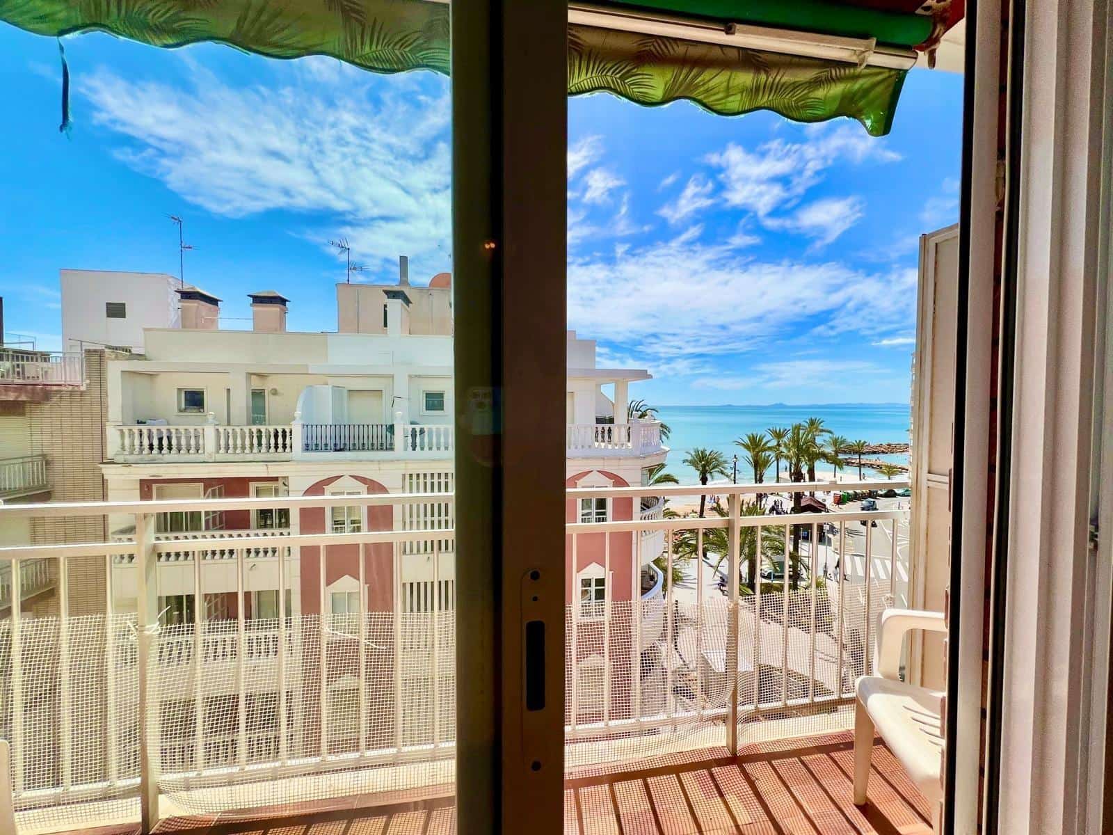 3 chambre Penthouse à vendre à Torrevieja - 255 000 € (Ref: 9877396)