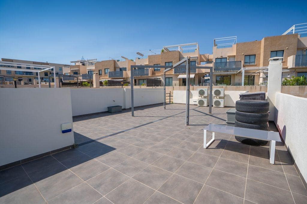 3 soveværelse Villa til salg i Orihuela Costa - € 499.000 (Ref: 9877400)