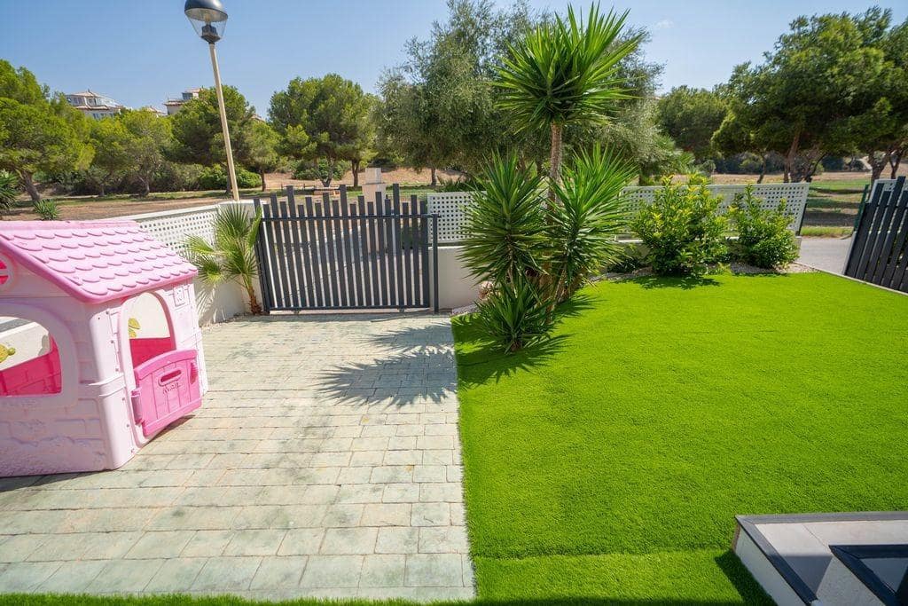 3 soveværelse Villa til salg i Orihuela Costa - € 499.000 (Ref: 9877400)