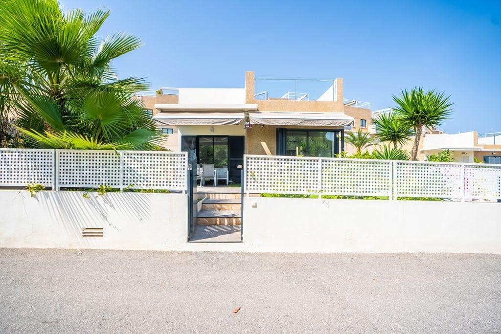 3 soveværelse Villa til salg i Orihuela Costa - € 499.000 (Ref: 9877400)