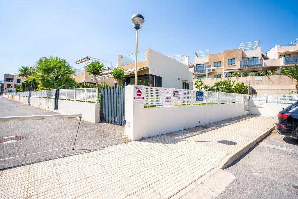 3 soveværelse Villa til salg i Orihuela Costa - € 499.000 (Ref: 9877400)