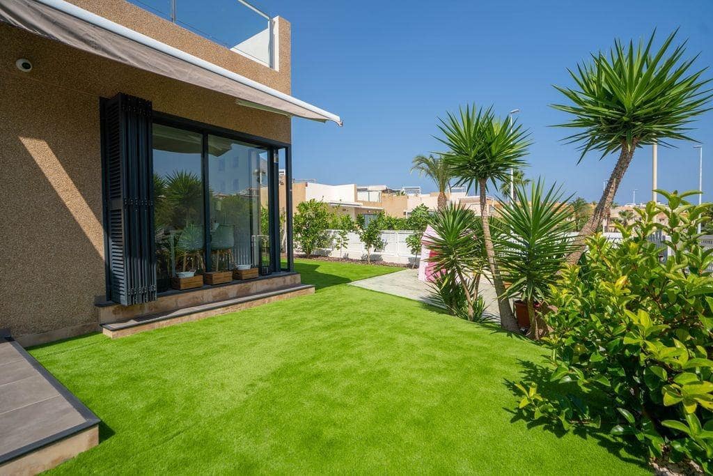 3 soveværelse Villa til salg i Orihuela Costa - € 499.000 (Ref: 9877400)