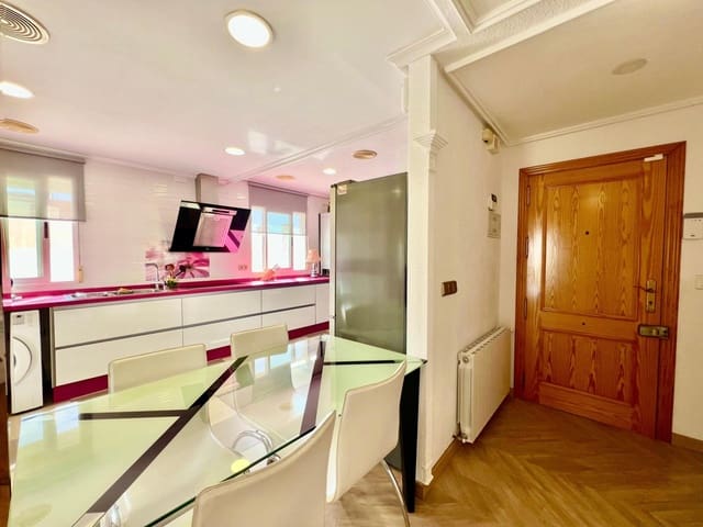 3 soverom Penthouse til salgs i Gaspar Perelló, Torrevieja med garasje - € 350 000 (Ref: 9877403)