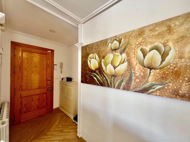 3 soverom Penthouse til salgs i Gaspar Perelló, Torrevieja med garasje - € 350 000 (Ref: 9877403)