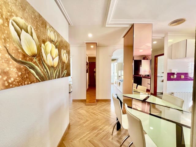 3 soverom Penthouse til salgs i Gaspar Perelló, Torrevieja med garasje - € 350 000 (Ref: 9877403)