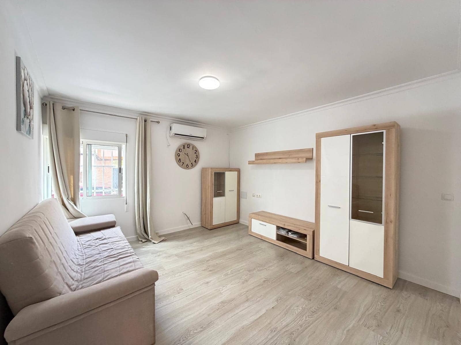 2 Zimmer Apartment zu verkaufen in Torrevieja - 109.900 € (Ref: 9877406)