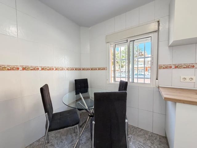 Apartamento de 2 habitaciones en El Molino, Torrevieja en venta - 109.900 € (Ref: 9877406)