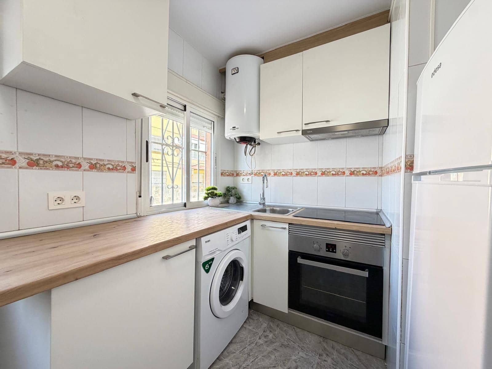 2 Zimmer Apartment zu verkaufen in Torrevieja - 109.900 € (Ref: 9877406)