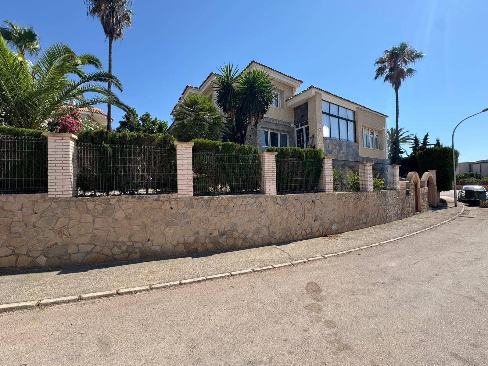 5 sovrum Villa till salu i Orihuela Costa med pool - 990 000 € (Ref: 9877413)
