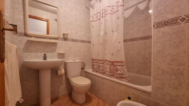 2 soveværelse Lejlighed til salg i Avenida Habaneras - Curva de Palangre, Torrevieja med swimmingpool - € 139.900 (Ref: 9877416)