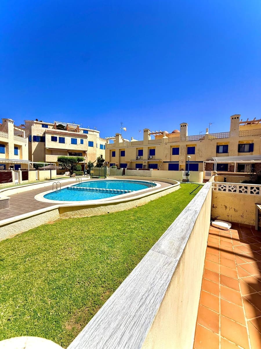 4 bedroom Apartment for sale in Los Nietos - € 179,500 (Ref: 9877998)